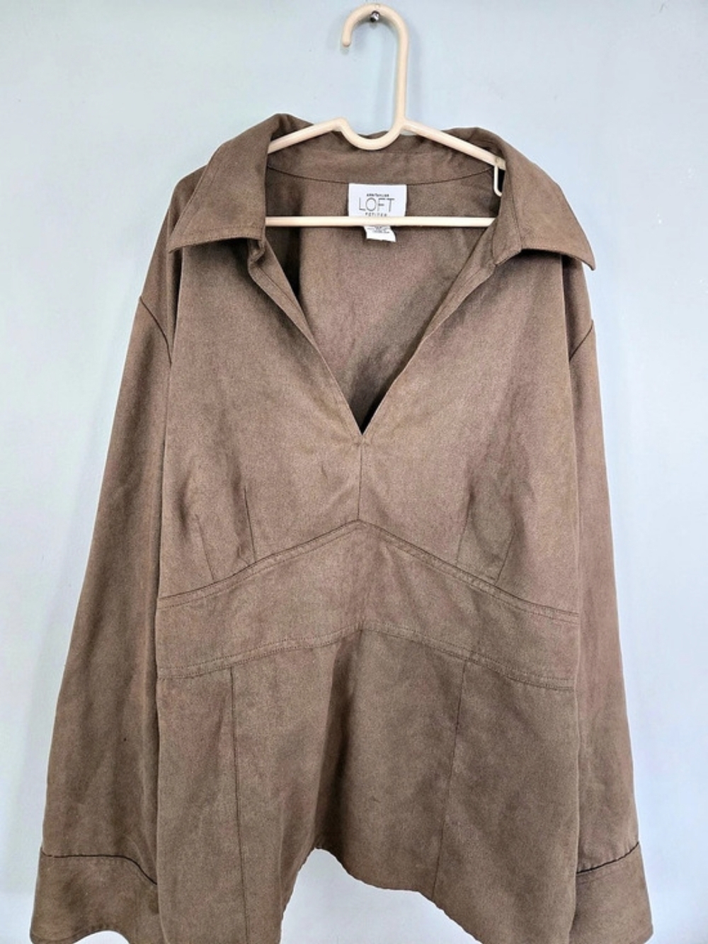 Ann Taylor LOFT Brown Tunic Top Size 14P